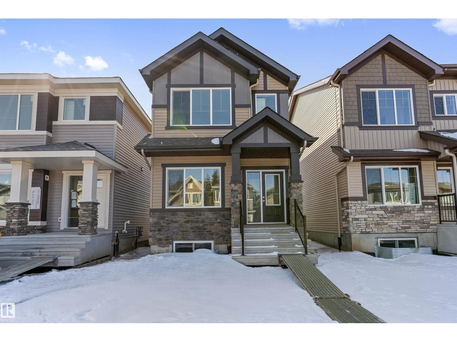20707 43 AV NW