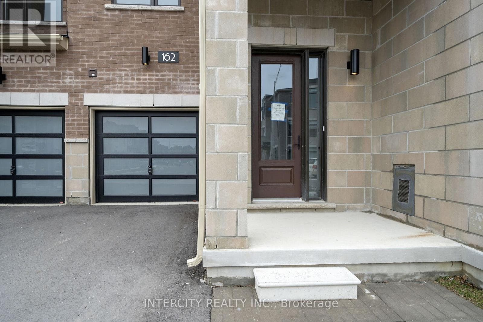 162 MUMBAI DRIVE photo 2