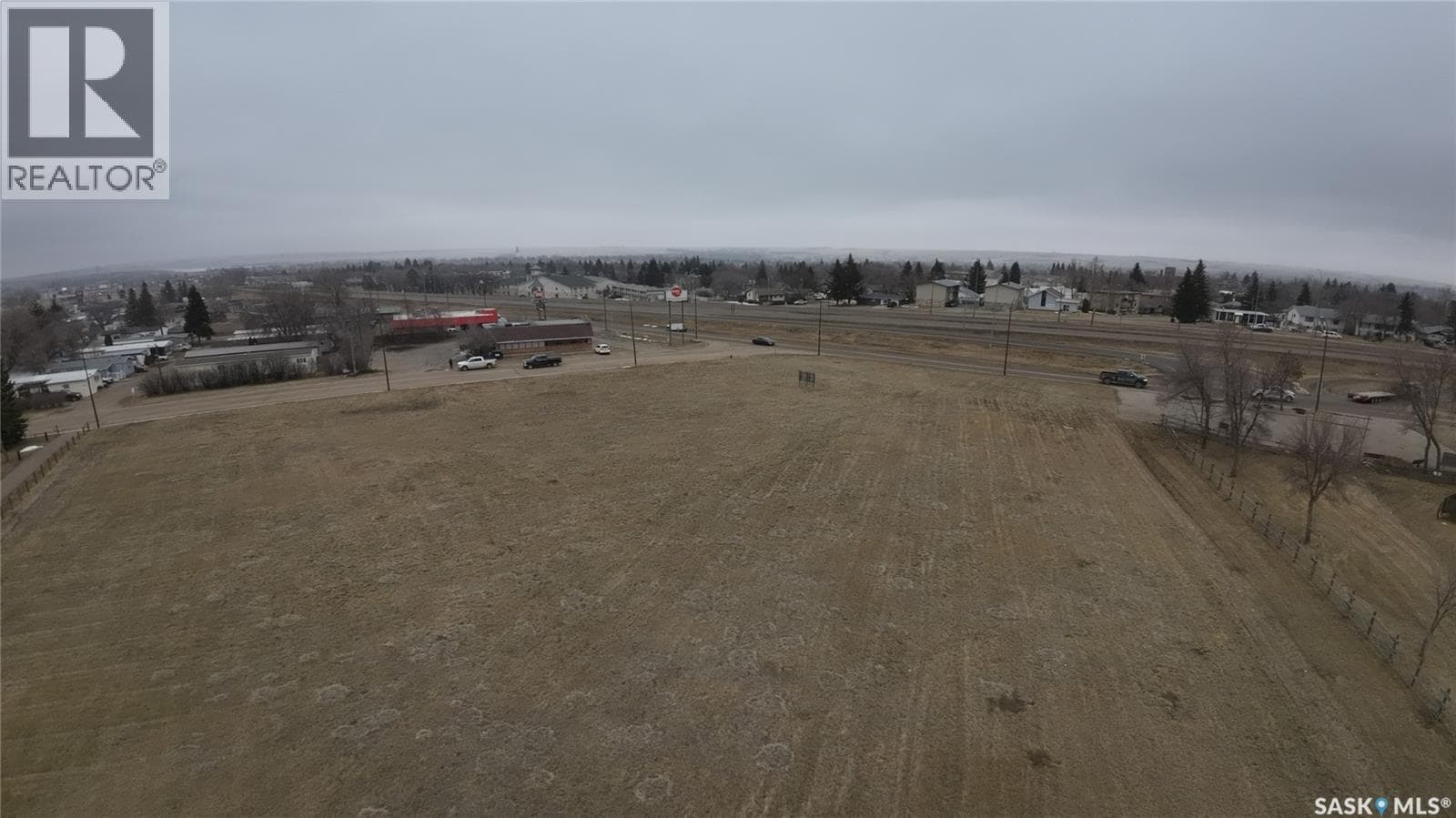 301 North Service ROAD W — photo 2