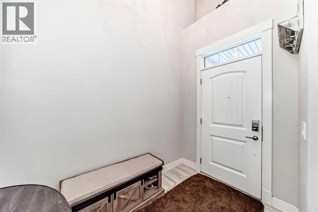 477 Legacy Boulevard SE — photo 4