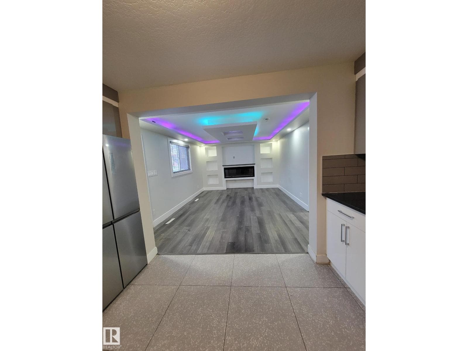 9131 83 AV NW — photo 3