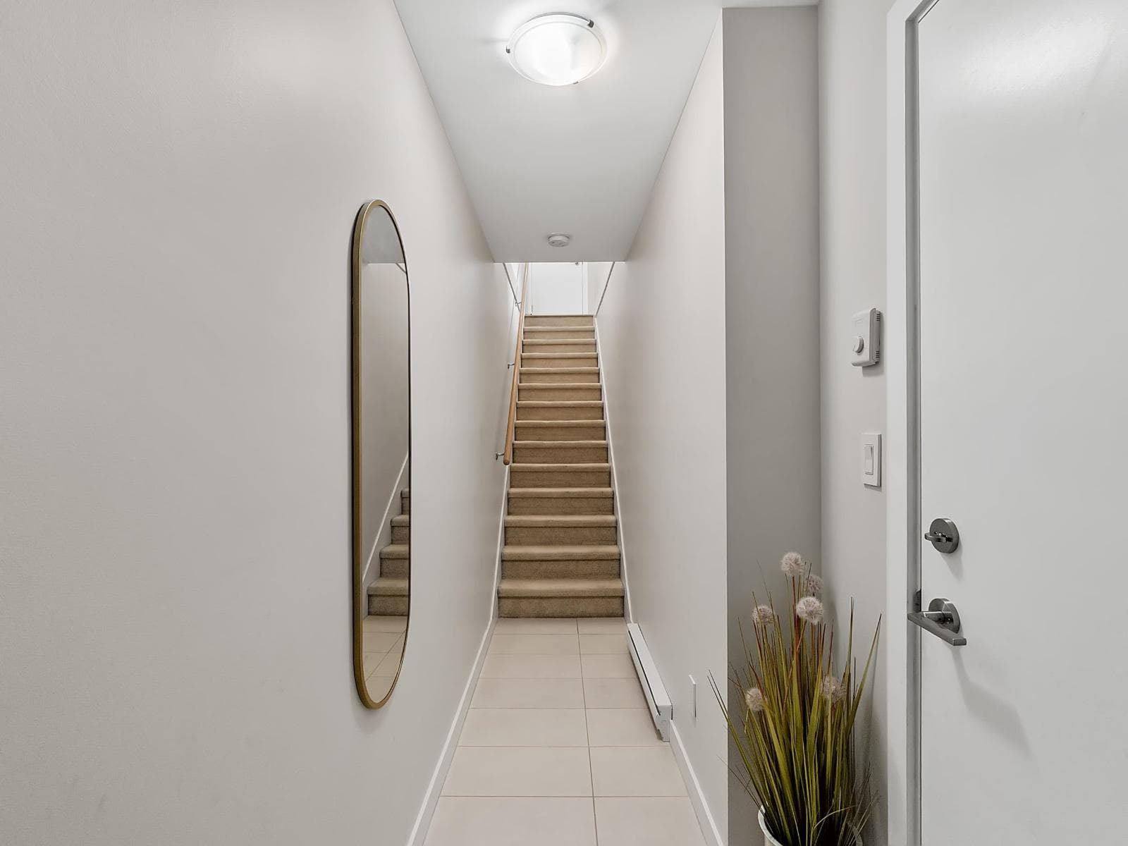 137 32633 SIMON AVENUE photo 4