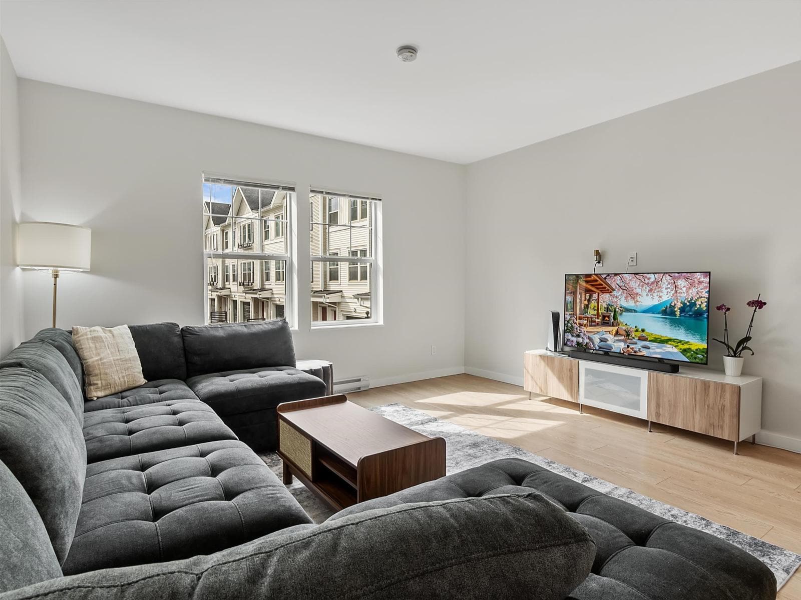 137 32633 SIMON AVENUE photo 5