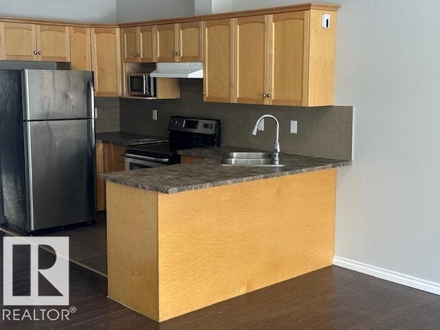 12124 122 ST NW photo 11