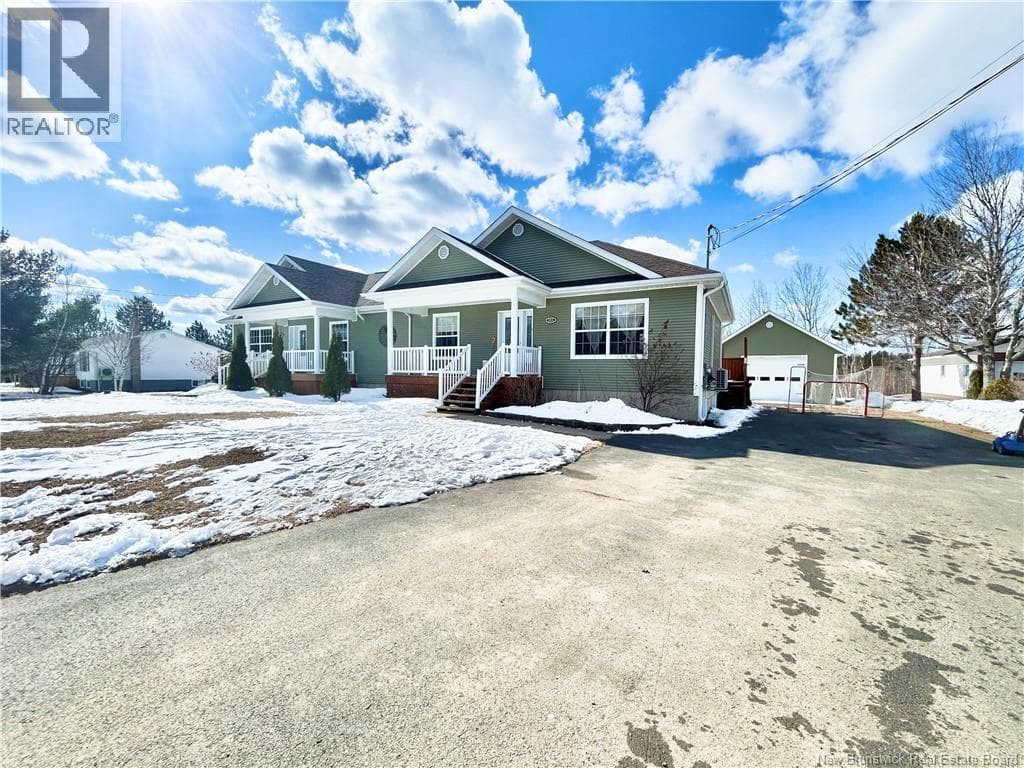 4119 Des Erables Street photo 3