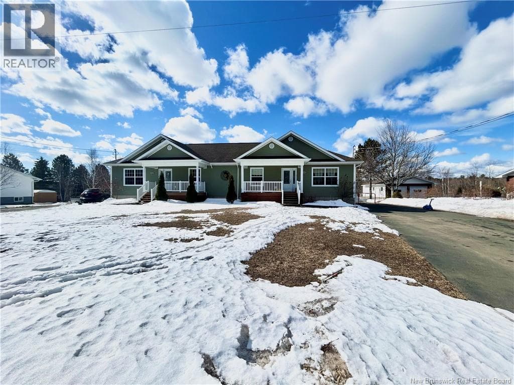 4119 Des Erables Street photo 2