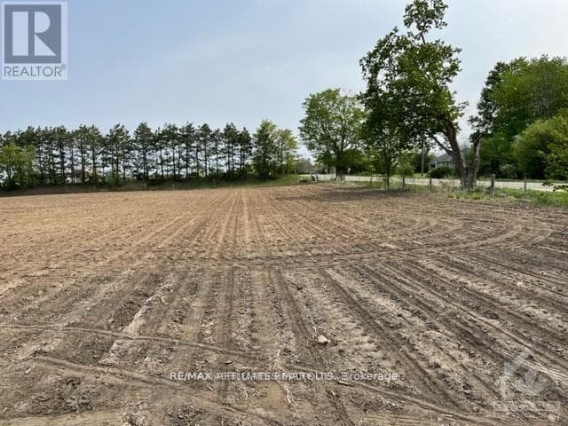 505 BENNETT ROAD photo 2