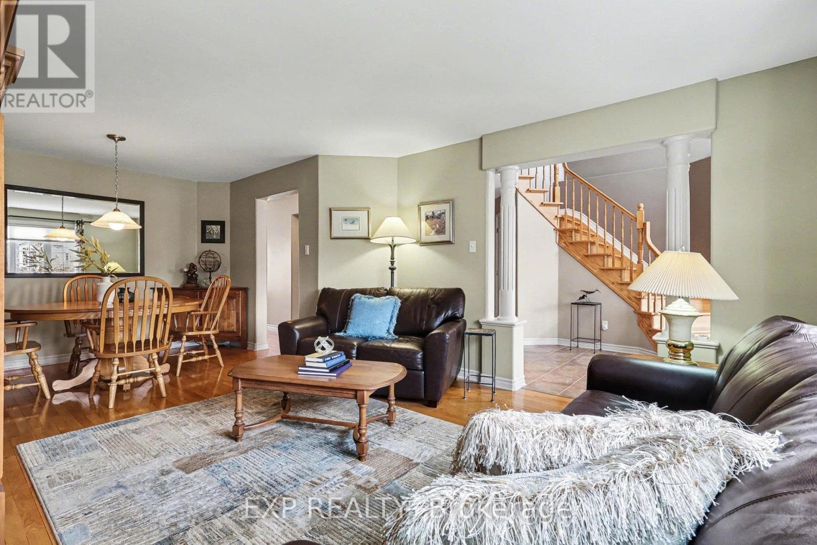 91 REMBRANDT DRIVE photo 3