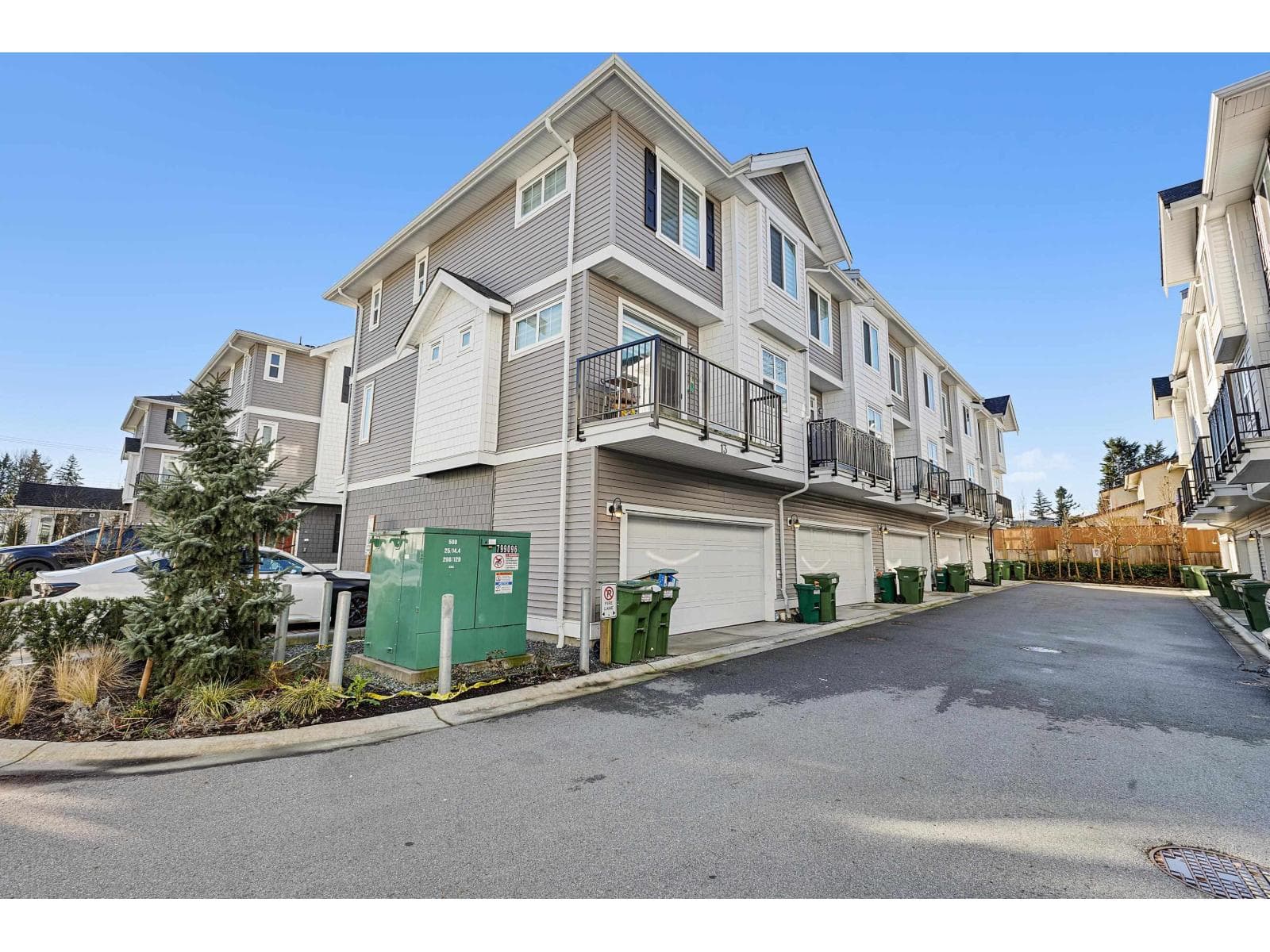 4 bed 3 bath single family at 13 2033 MCKENZIE ROAD — $699,000