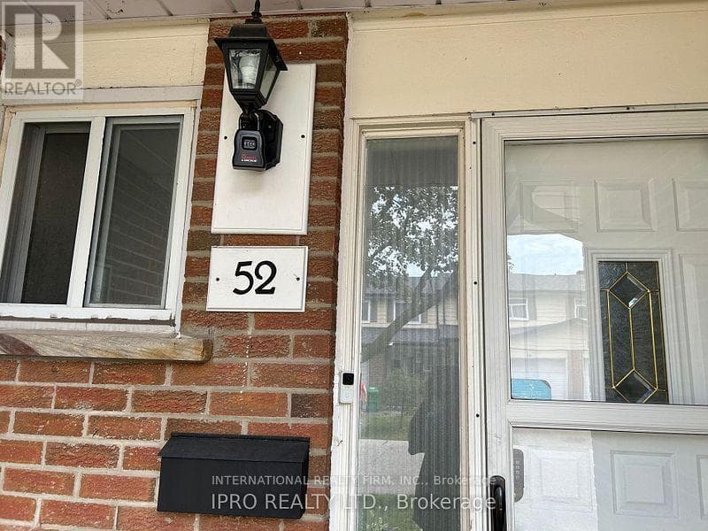52 VODDEN COURT photo 3