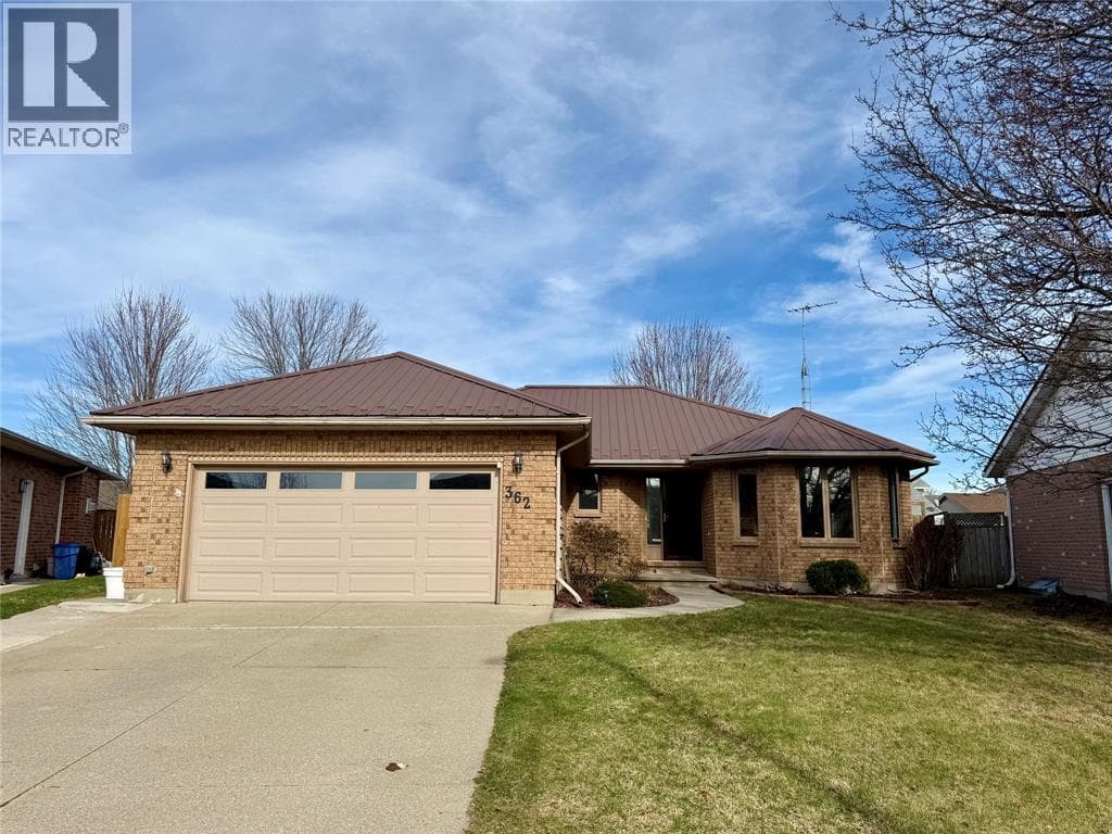 3 bed 3 bath single family at 362 Manor COURT — $549,000