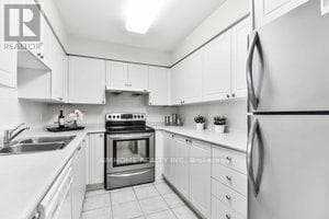 607 - 260 DORIS AVENUE photo 3