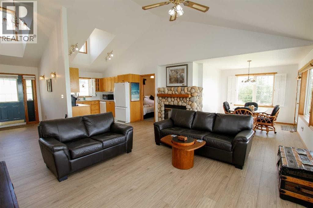 37466 Range Road 263 — photo 4