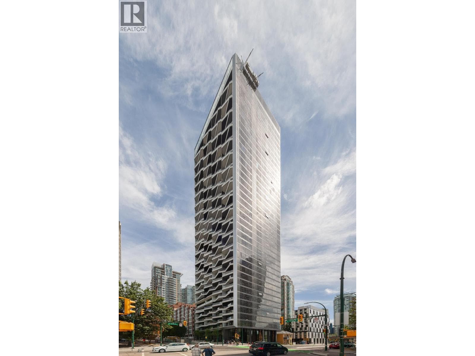 1701 889 PACIFIC STREET photo 2
