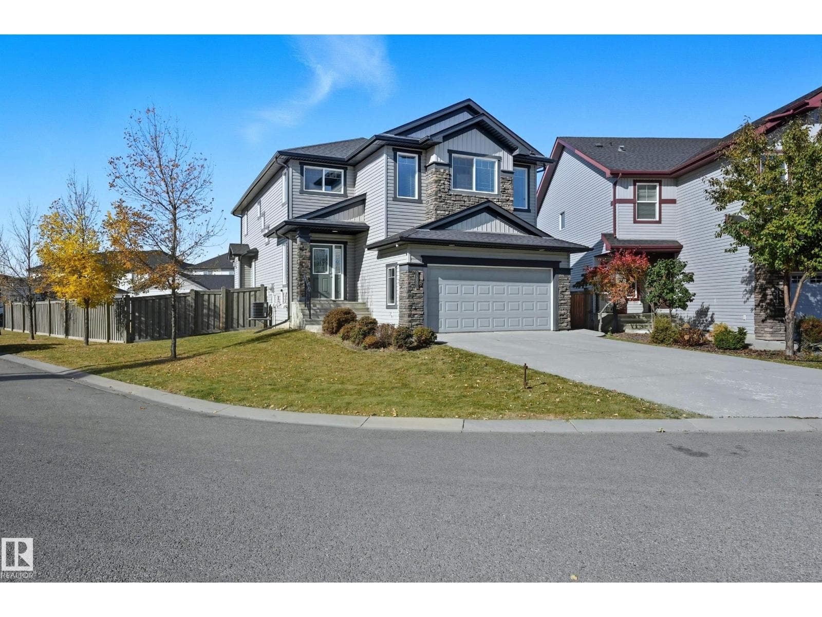 3552 CLAXTON CR SW photo 2