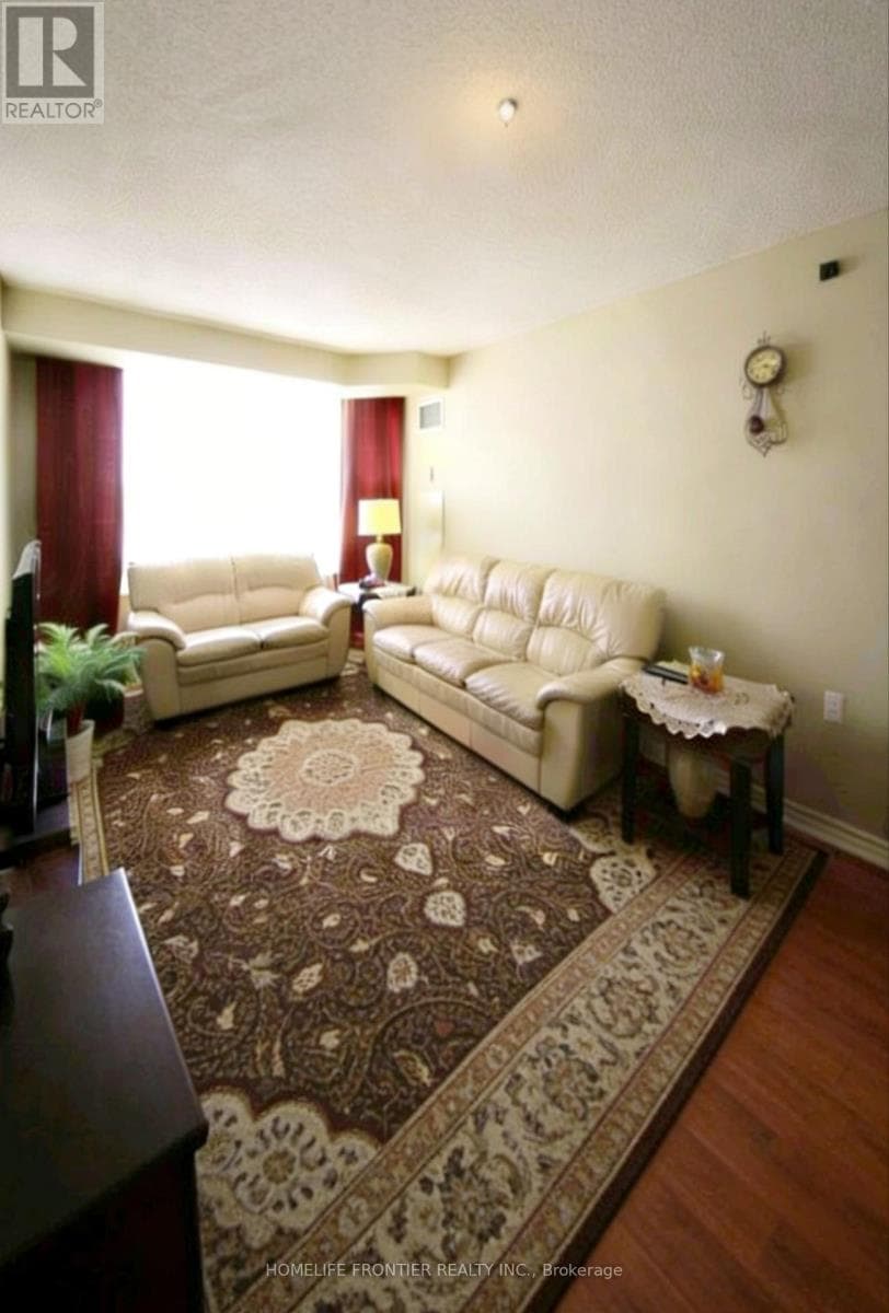 611 - 3088 KENNEDY ROAD photo 2