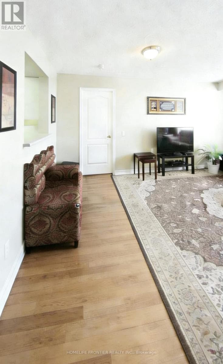 611 - 3088 KENNEDY ROAD photo 5