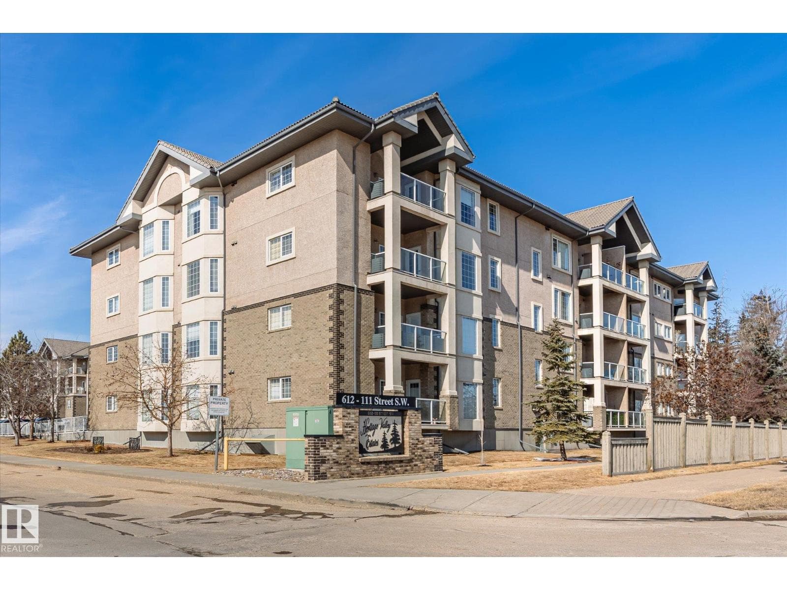 #104 612 111 ST SW SW — photo 2