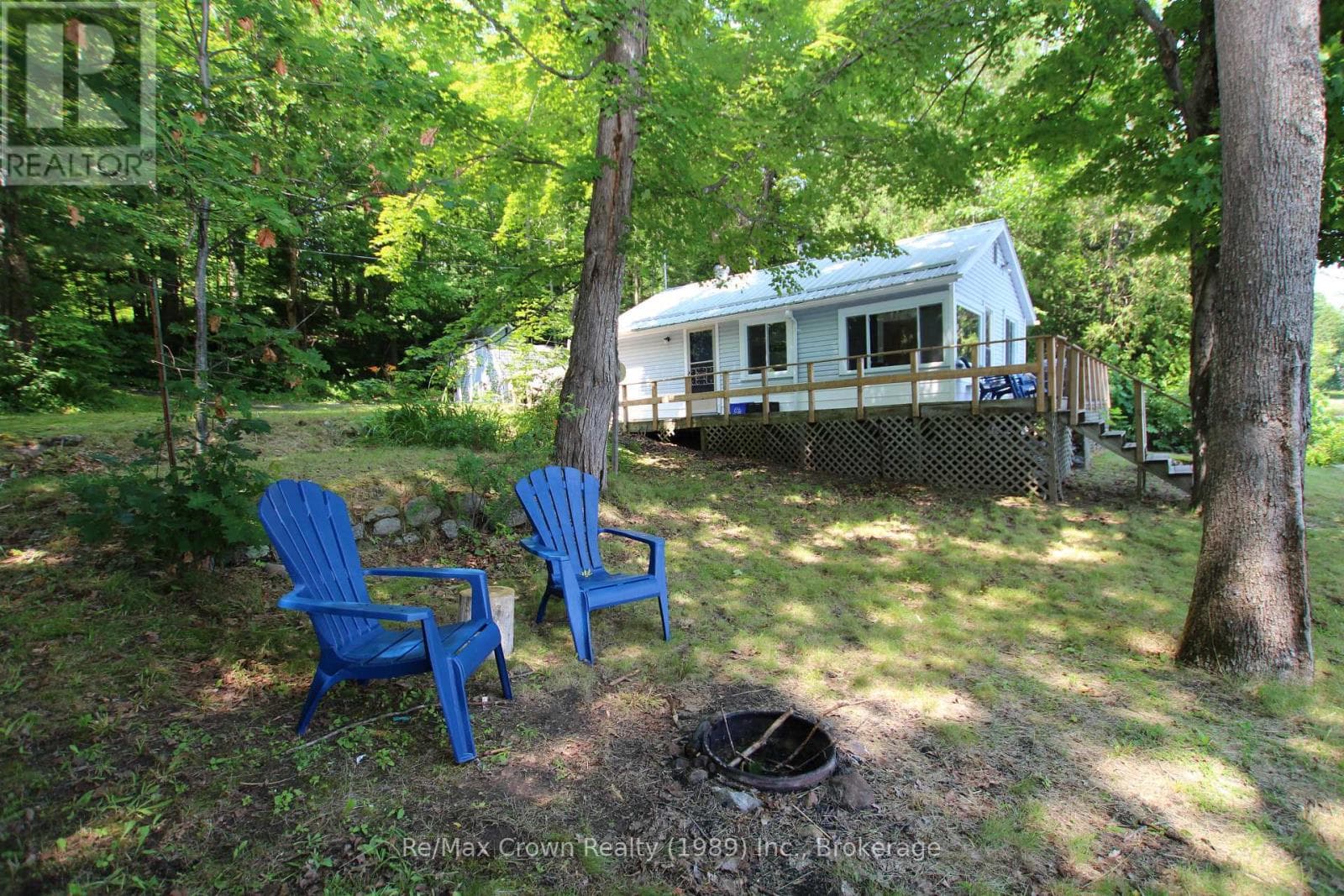 17 RIVERVIEW LANE photo 3