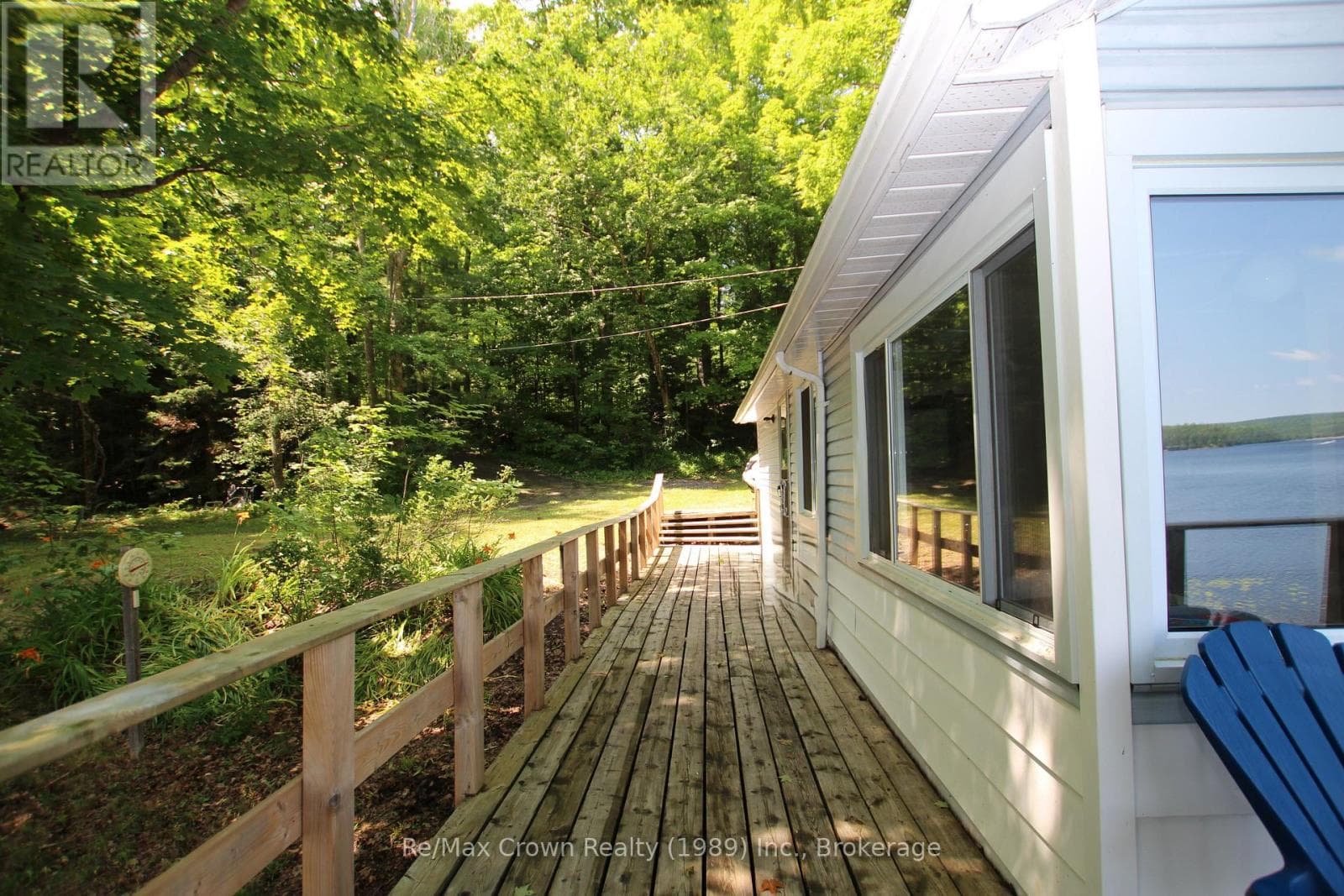 17 RIVERVIEW LANE photo 4