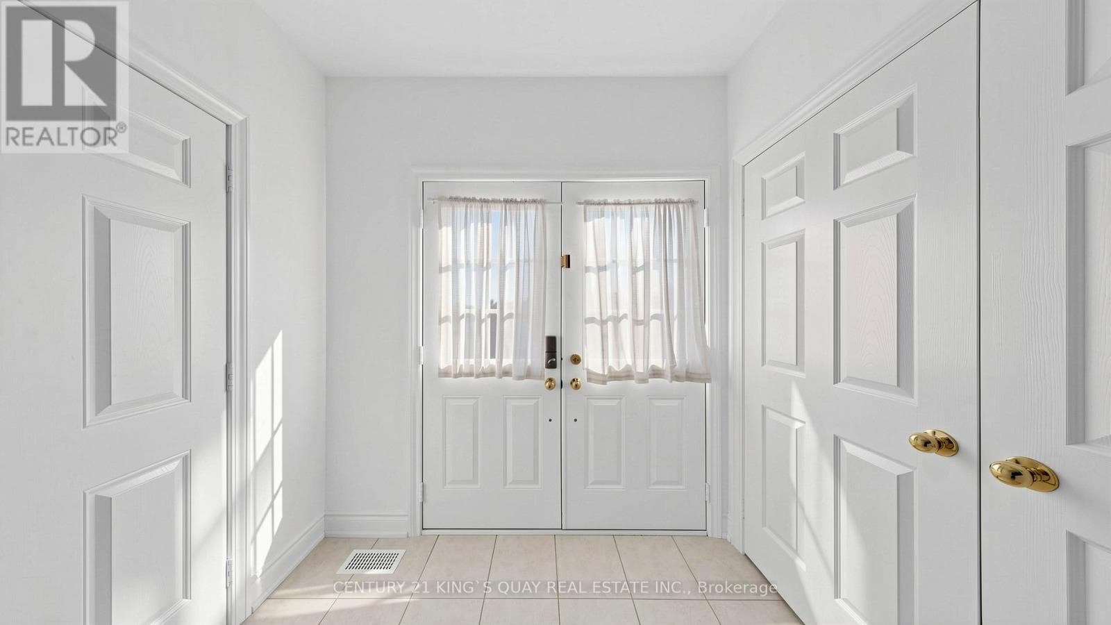 87 PESHAWAR AVENUE photo 2