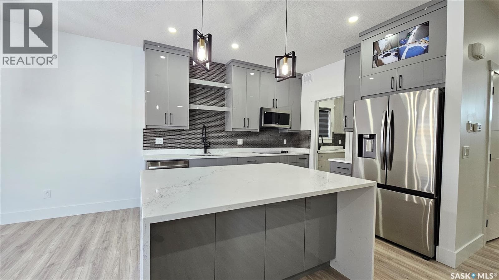 371 Sharma CRESCENT — photo 3