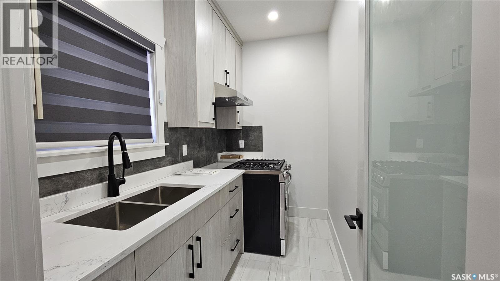 371 Sharma CRESCENT — photo 5