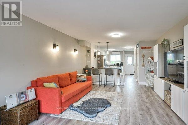 UNIT 14 - 1 PARADISE BOULEVARD photo 5