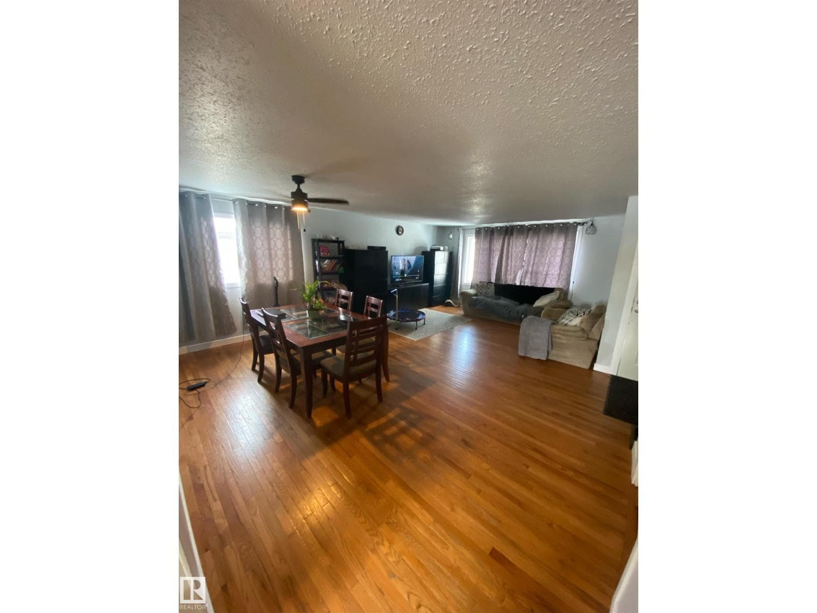 5030 40 ST — photo 3