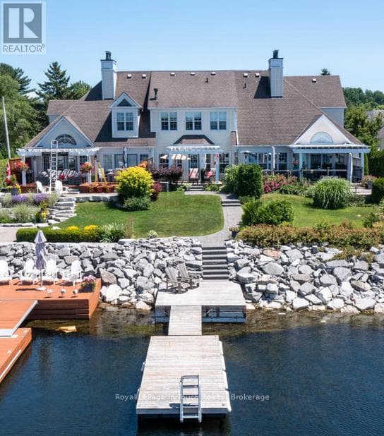 3 bed 3 bath single family at 102 WYCLIFFE COVE — $880,000