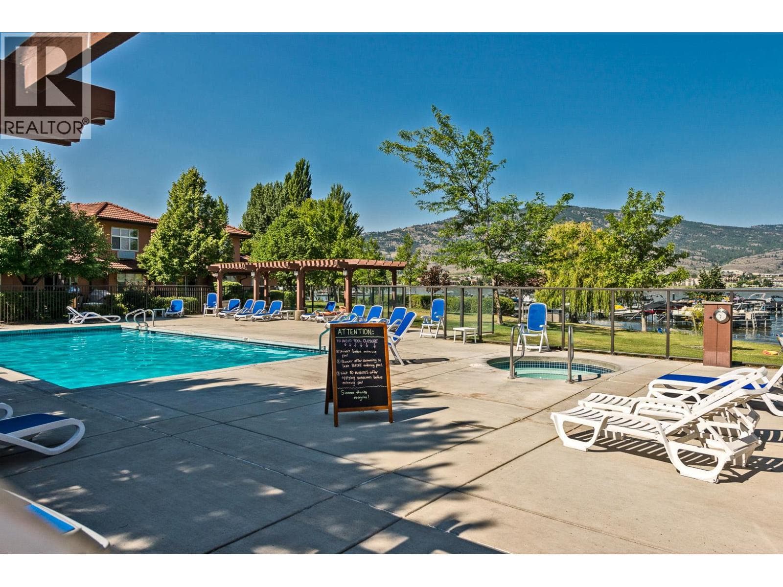 7600 COTTONWOOD Drive Unit# 425 photo 4