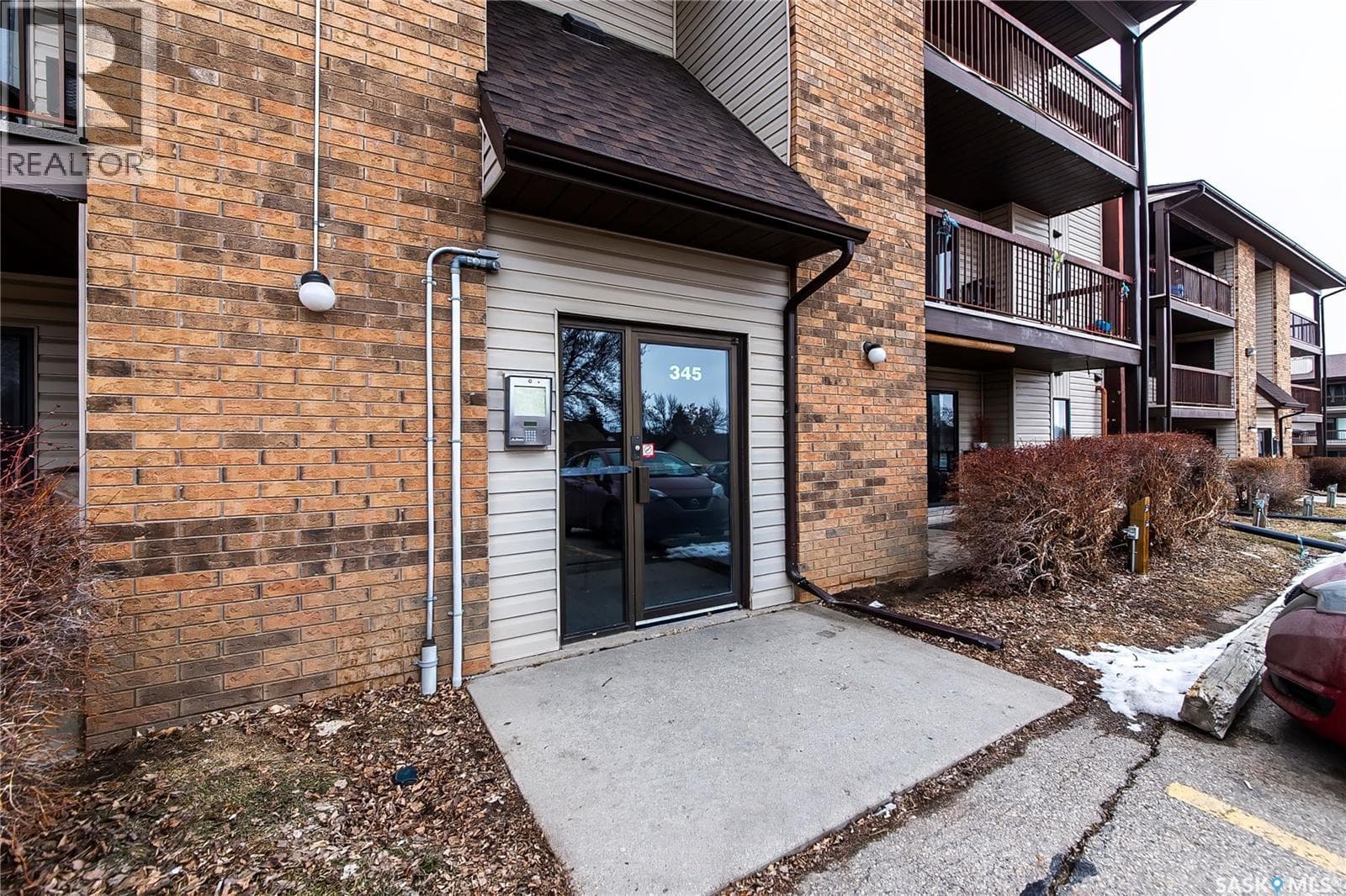 204 345 Kingsmere BOULEVARD photo 4