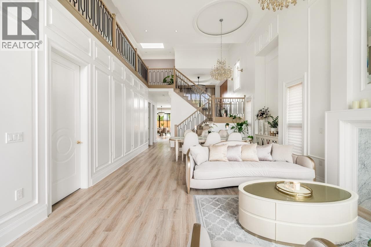 4591 GARRY STREET photo 2
