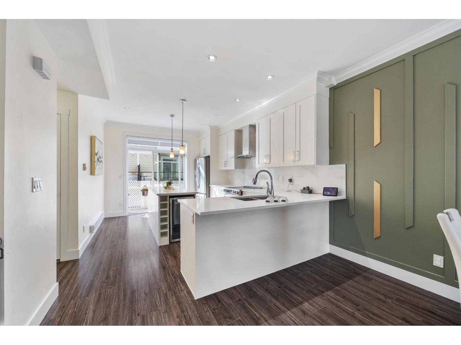 64 13670 62 AVENUE photo 4