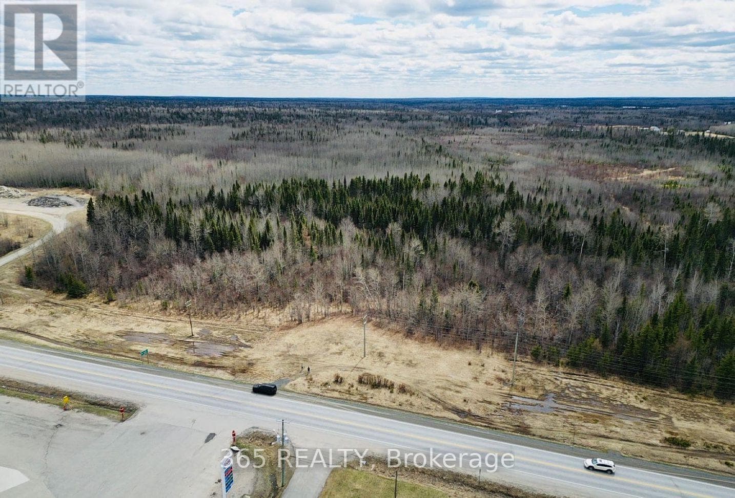 53.35 ACRE HWY 11 photo 4