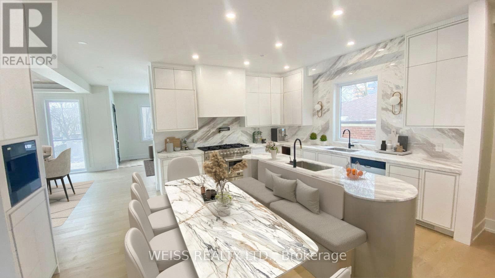 137 BANNOCKBURN AVENUE photo 4