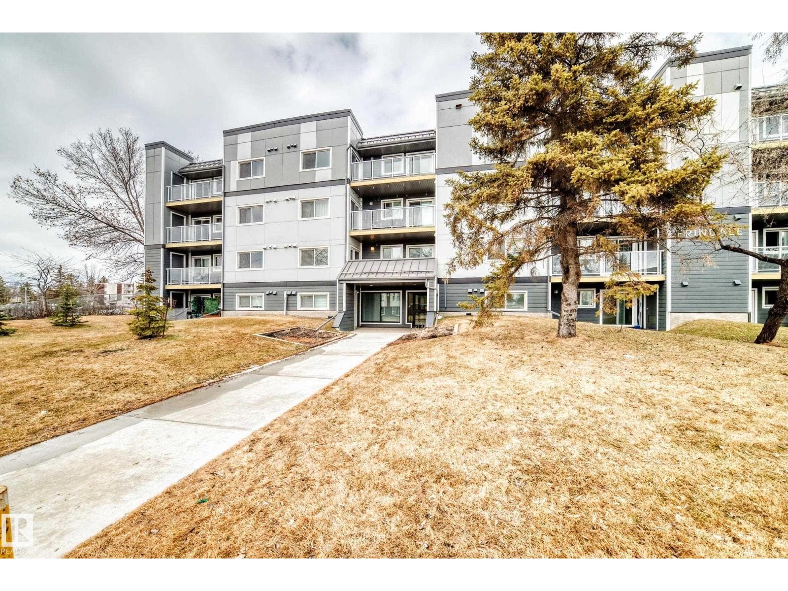 2 bed 2 bath single family at #307 9504 182 ST NW NW — $195,000