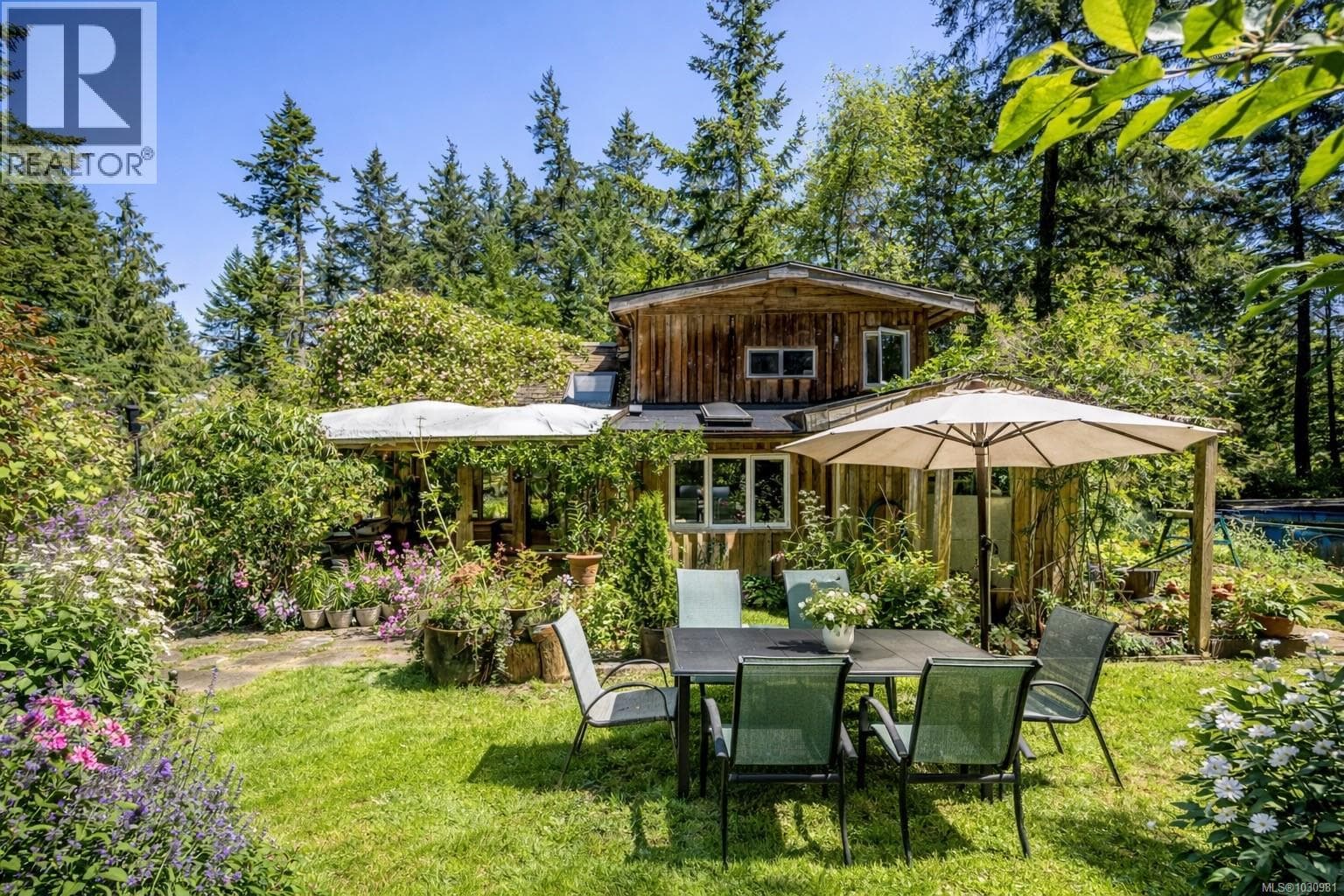 2 bed 2 bath single family at 7555 Central Rd — $725,000