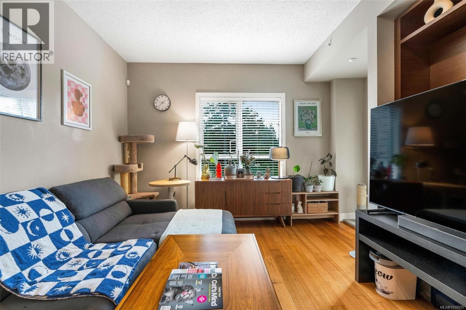 414 1400 Lynburne Pl photo 3