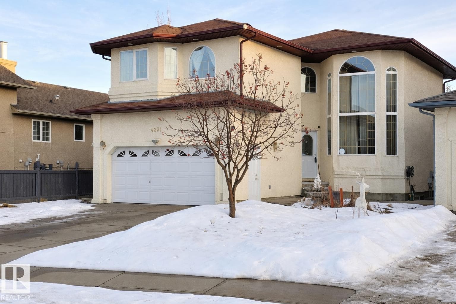 4831 154 AV NW photo 2