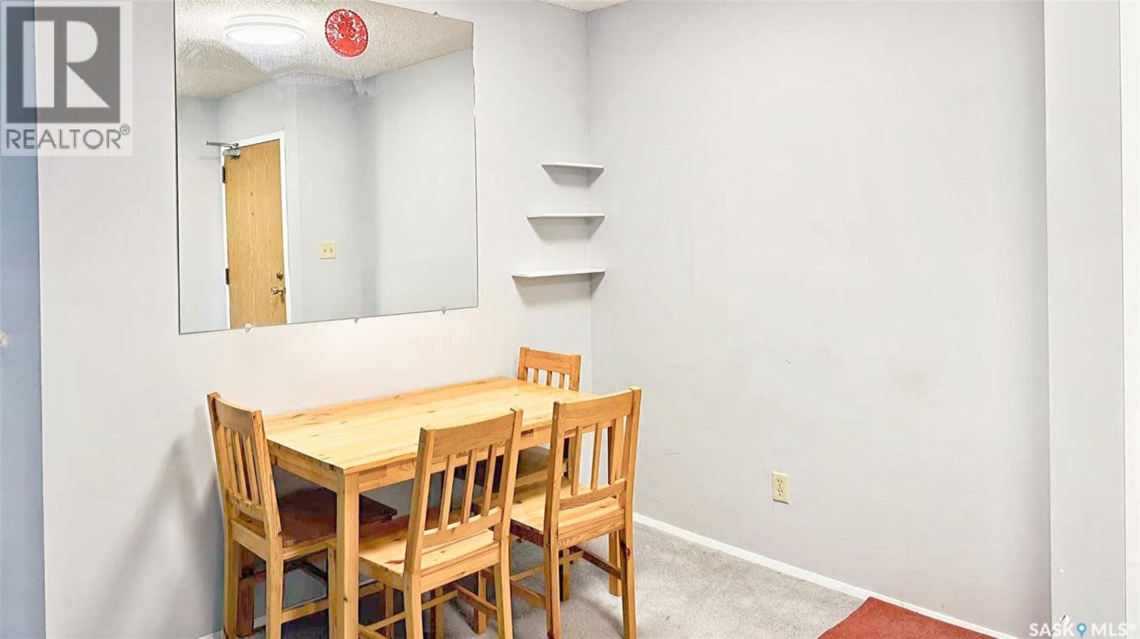 301 918 Argyle AVENUE photo 4