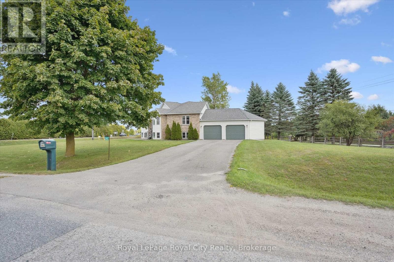 8411 ERAMOSA/MILTON TOWNLINE photo 3