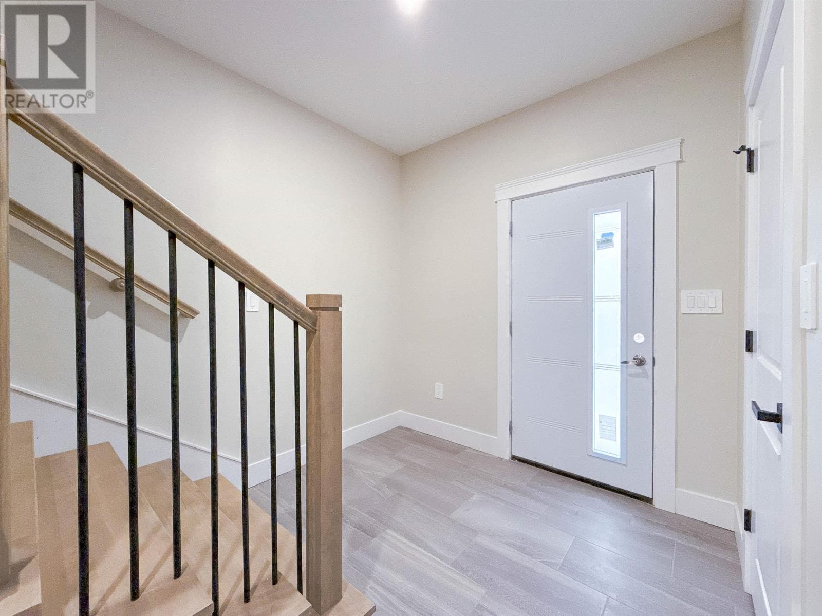49 Emily Drive photo 2