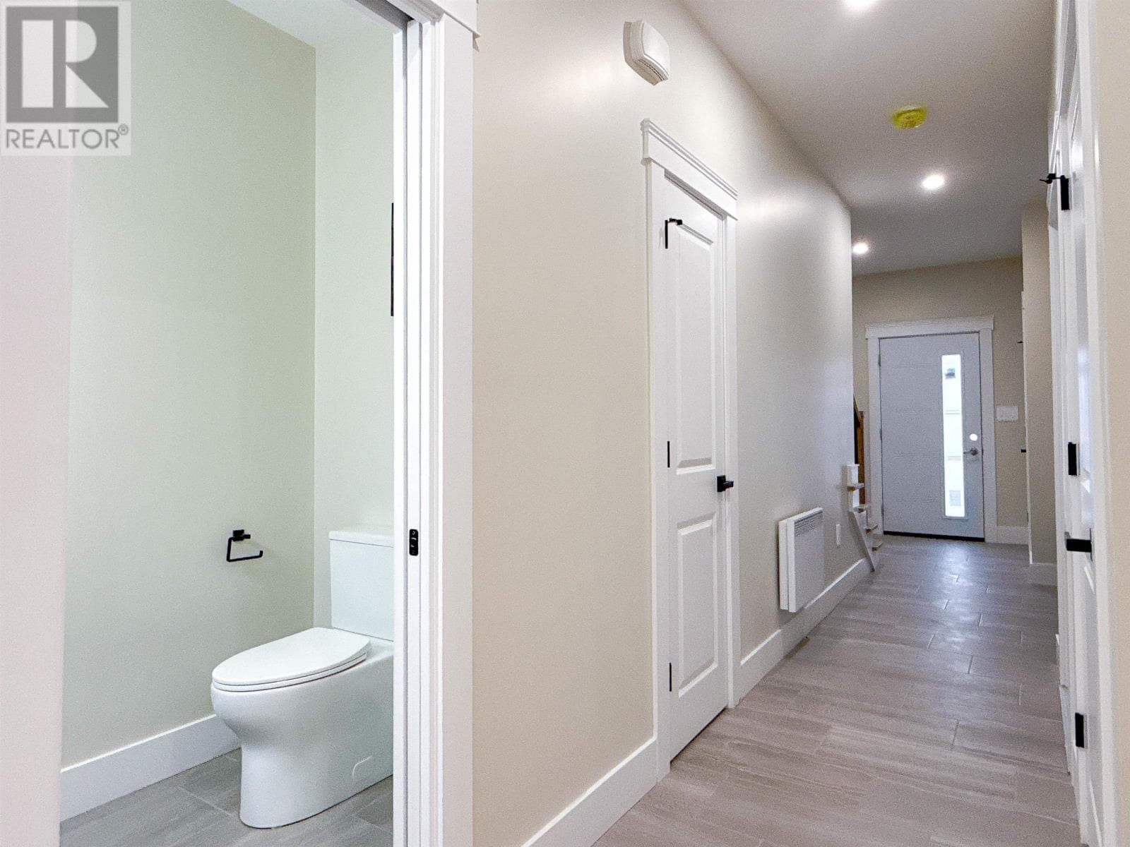 49 Emily Drive photo 4