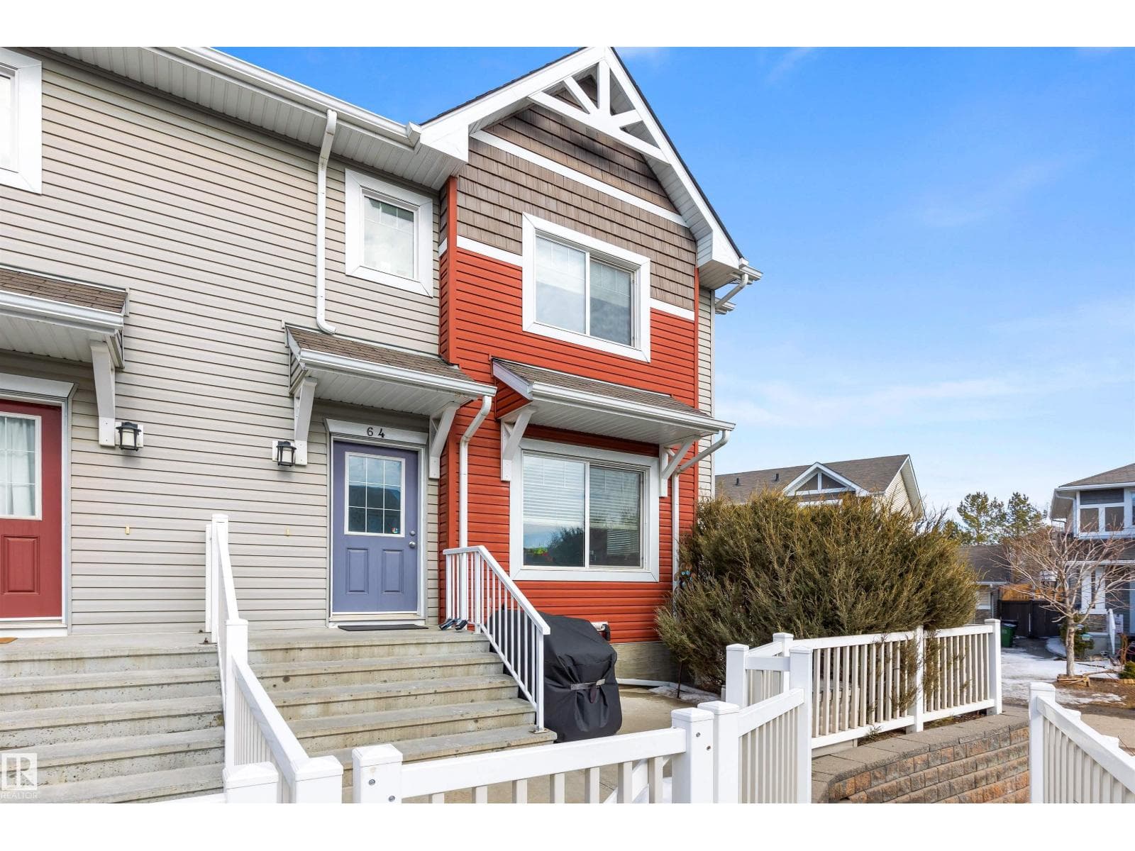 #64 655 TAMARACK RD NW photo 2