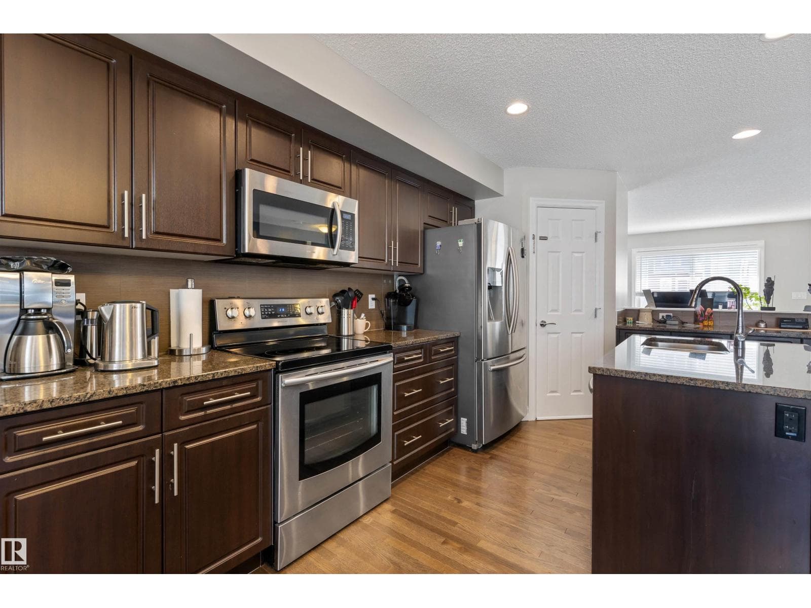 #64 655 TAMARACK RD NW photo 5