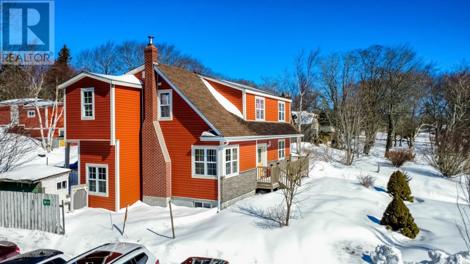 366 Hamilton Avenue photo 2