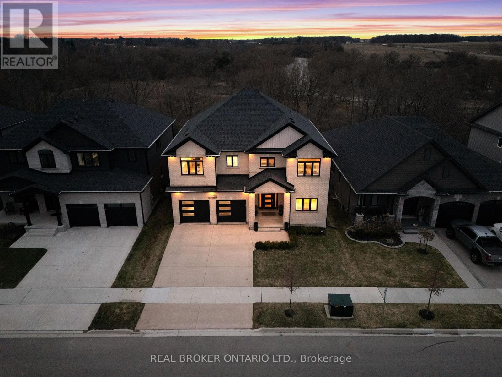 39 MILL RACE CRESCENT photo 2