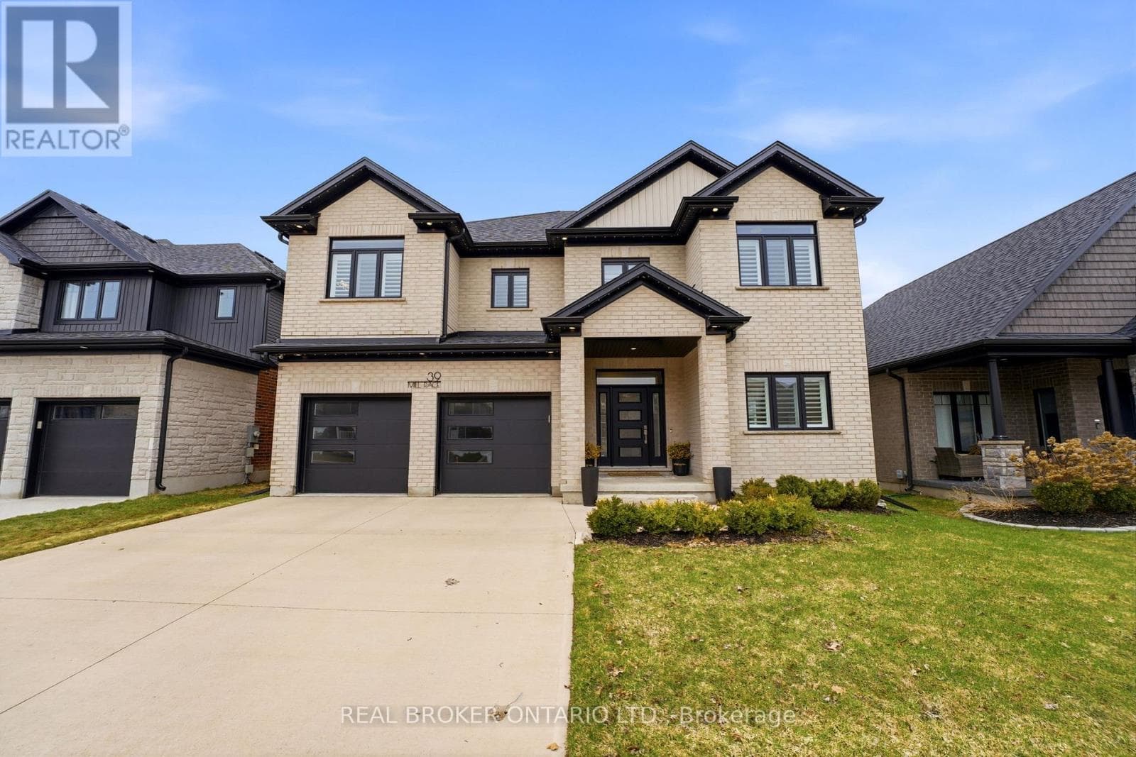 39 MILL RACE CRESCENT photo 3