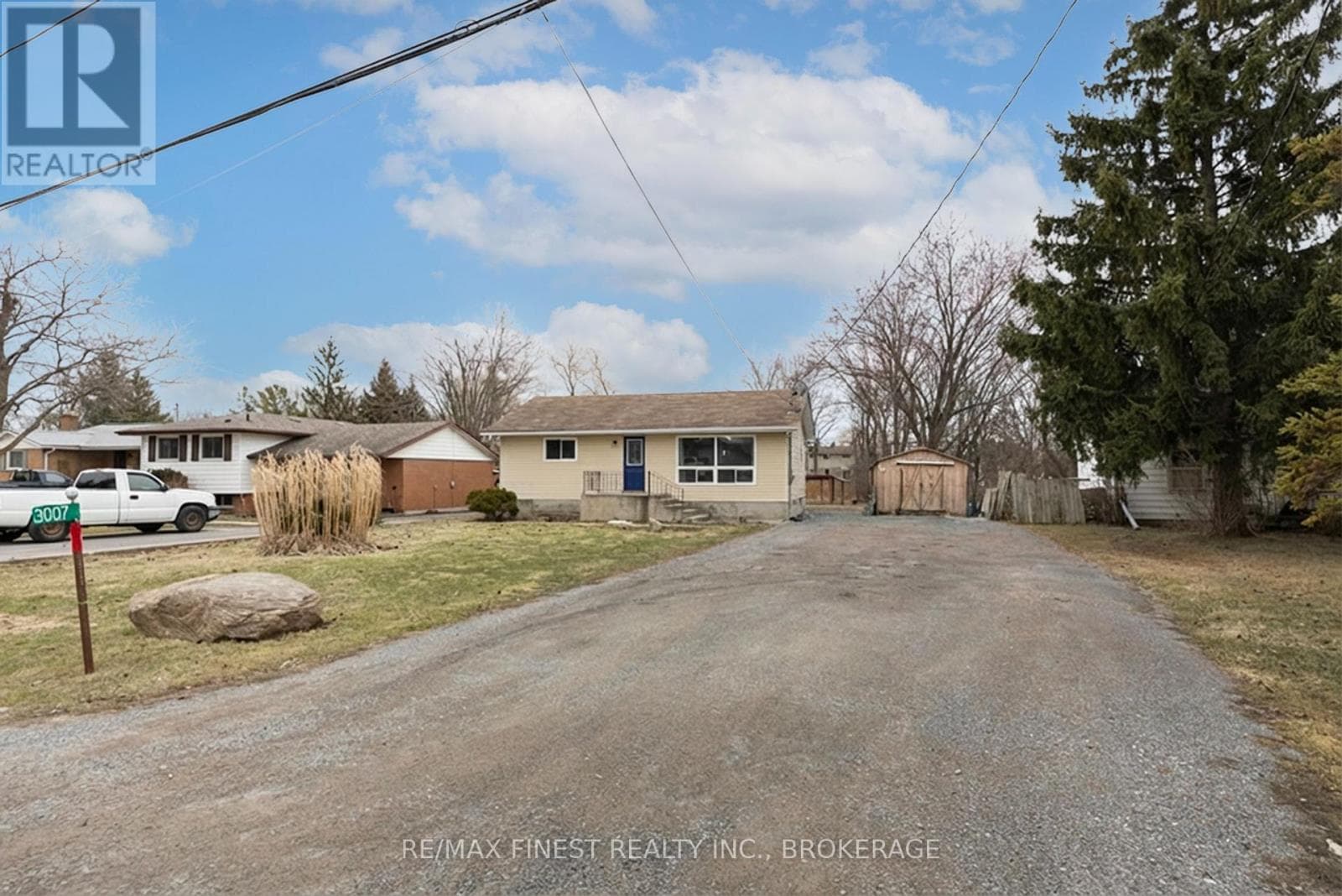 3007 PRINCESS STREET photo 2